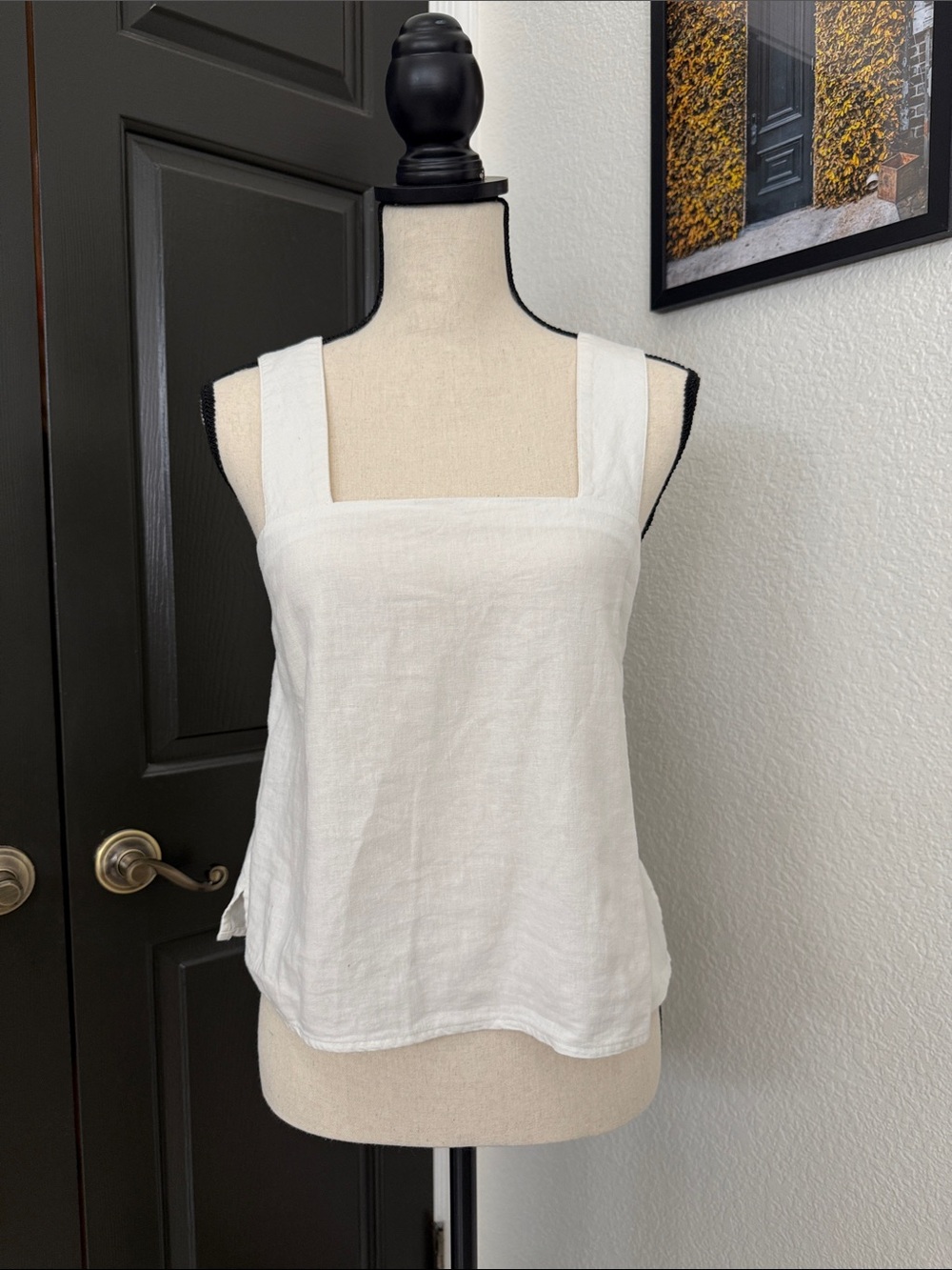Banana Republic White Square-Neck Linen Tank